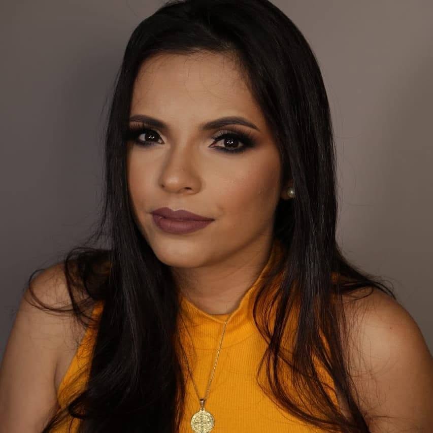 Camila Helena